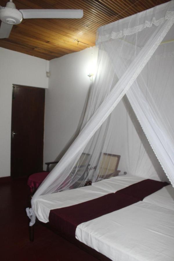 Lazy Bear Best Hostel In Kandy Eksteriør bilde
